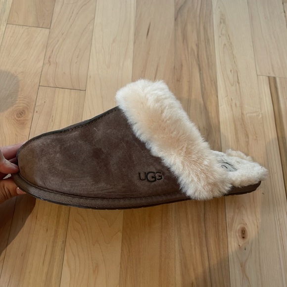 UGG Scuffette II Espresso Slippers Size 7 - Picture 7 of 10